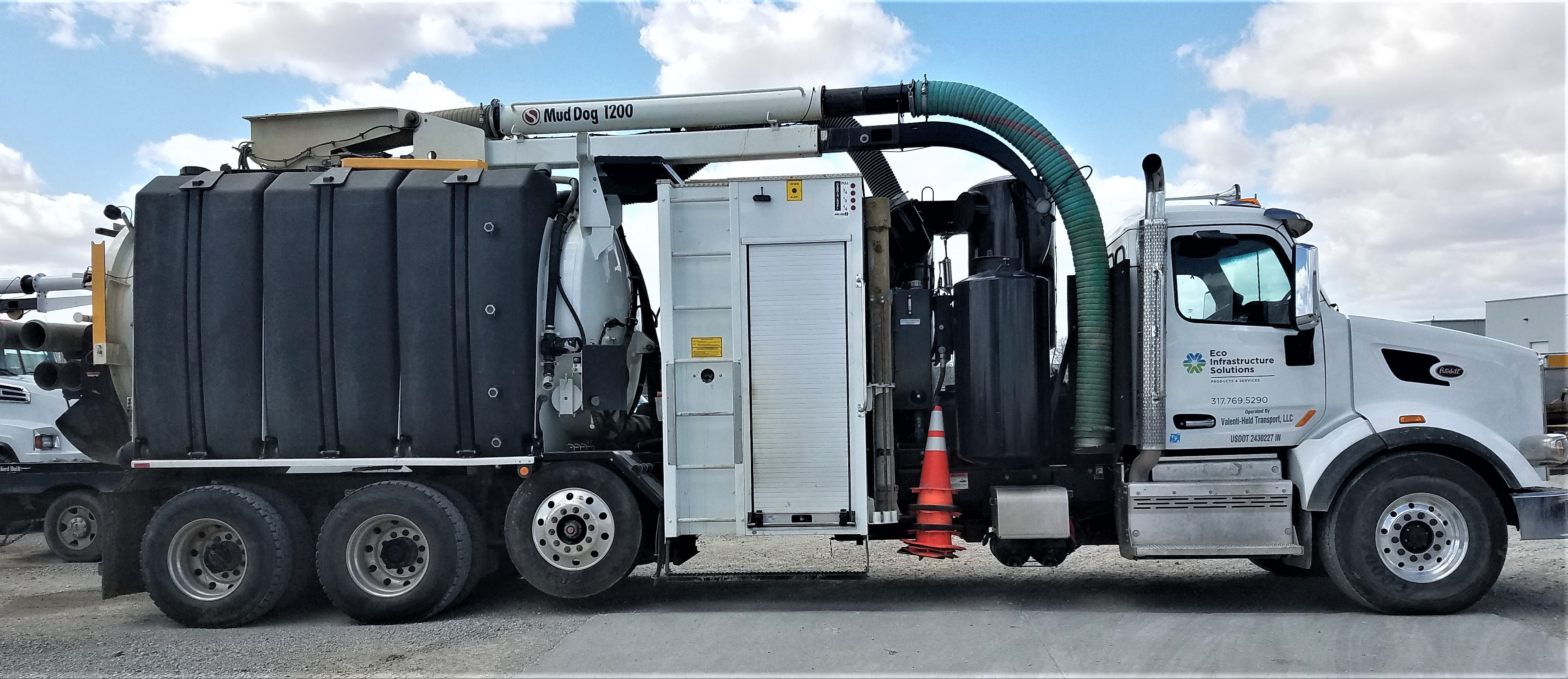 Sold 2018 Peterbilt Mud Dog 1200 Stock# 609 for Rental